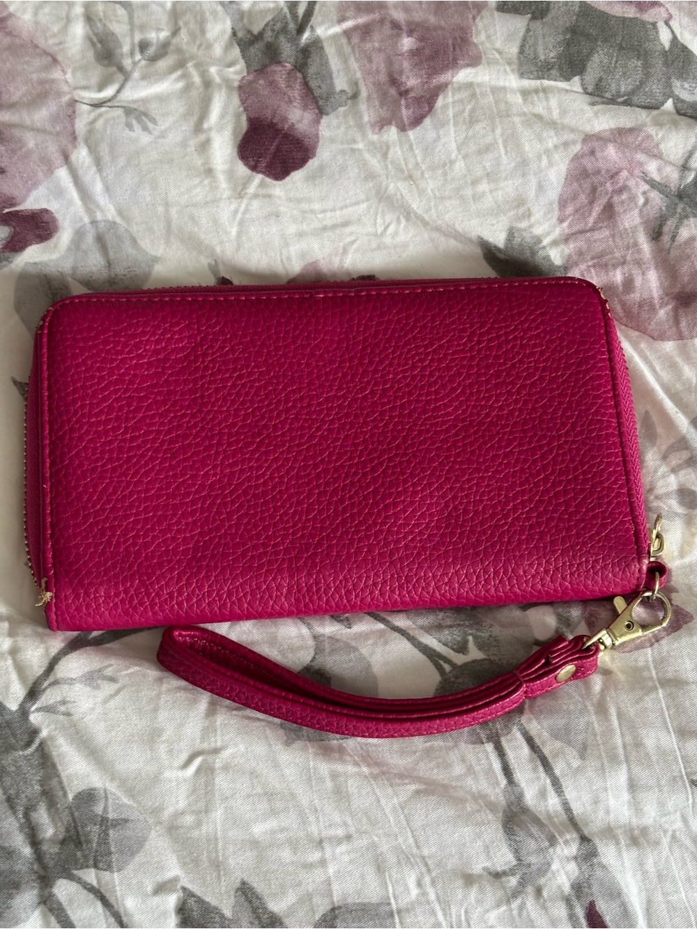 Pink Wallet - Picture 5 of 7